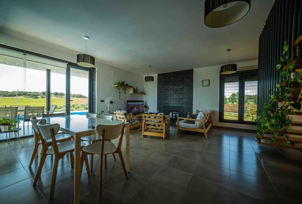 Casa Rural Paraje Valdefuentes ** Montehermoso Ngoại thất bức ảnh